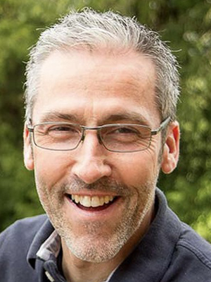 Clive Urquhart